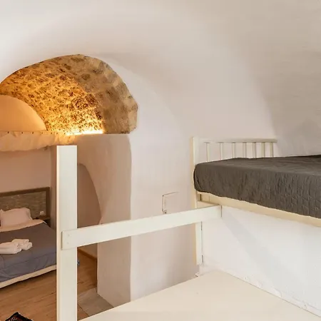Casa Tradizionale Goulas Guest house