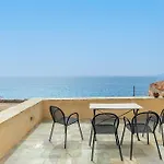 Casa Tradizionale Goulas 4* モネンバシア