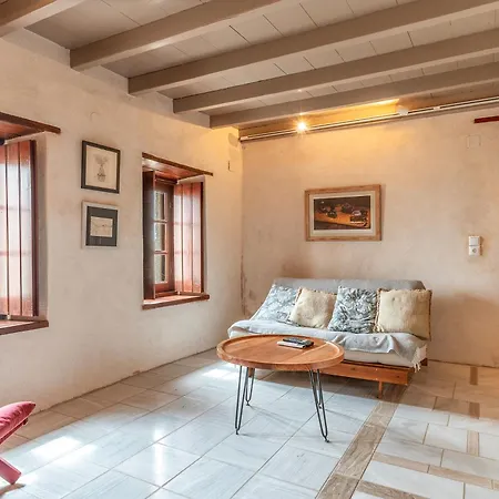 Casa Tradizionale Goulas Guest house