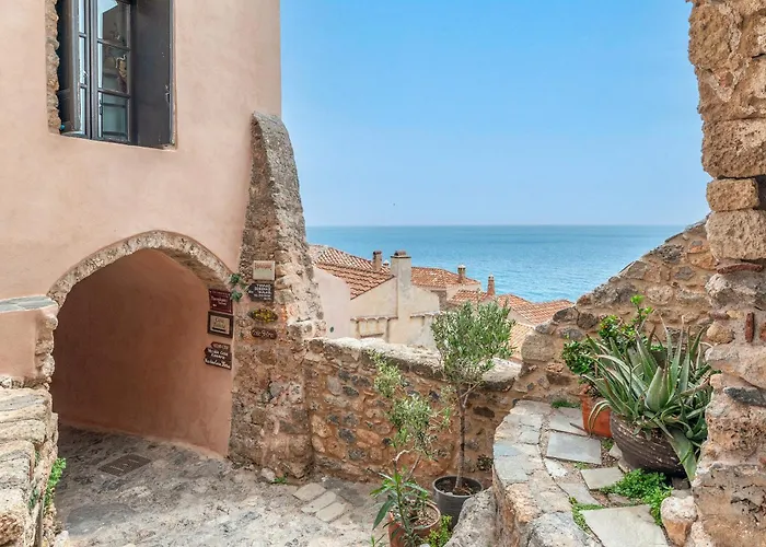 Casa Tradizionale Goulas 모넴바시아