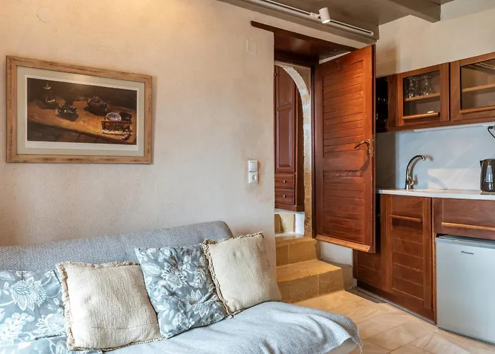 ゲストハウス Casa Tradizionale Goulas モネンバシア