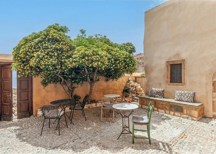 Casa Tradizionale Goulas 모넴바시아