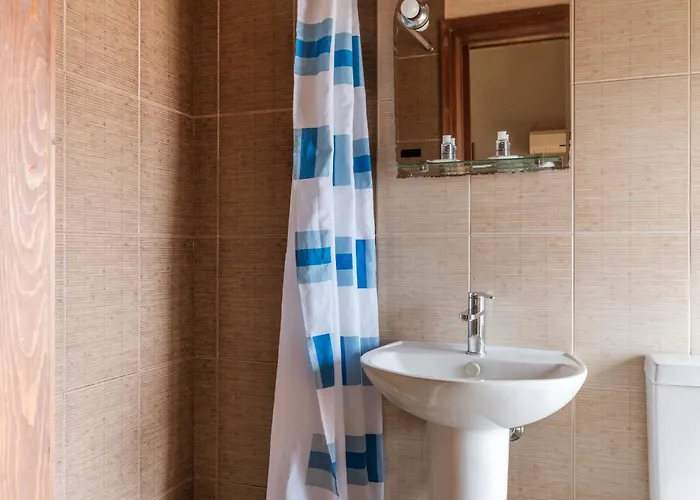 Casa Tradizionale Goulas モネンバシア